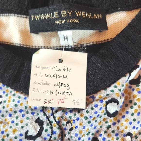 NWT Twinkle By Wenlan 100% Silk Animal Print Long Sleeve Sweater, Size M - Picture 4 of 8